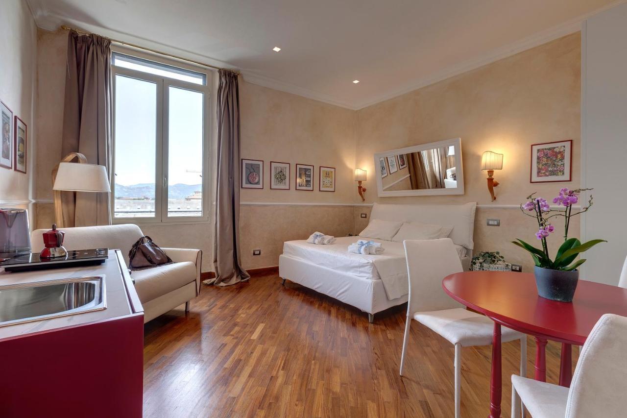 Mamo Florence - Thelma & Louise Apartments ภายนอก รูปภาพ