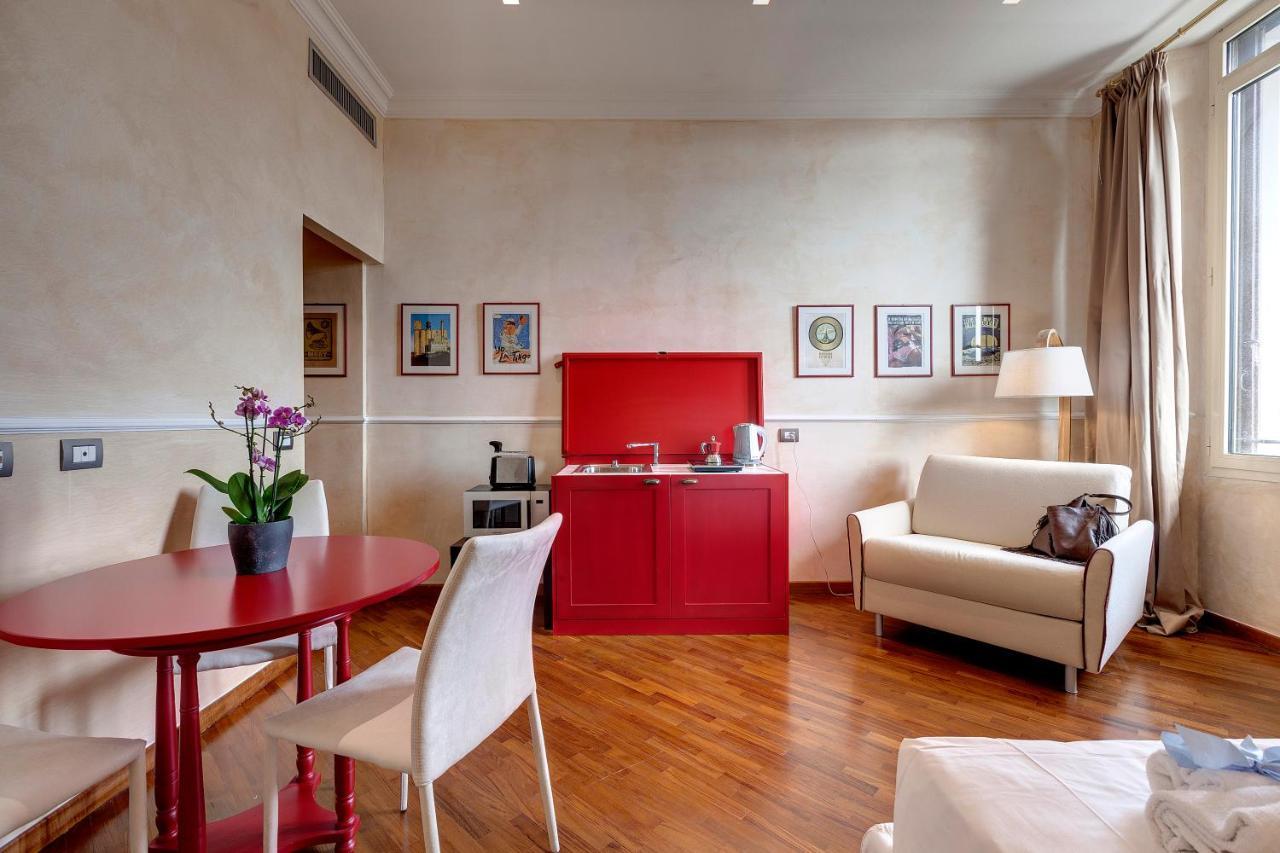 Mamo Florence - Thelma & Louise Apartments ภายนอก รูปภาพ