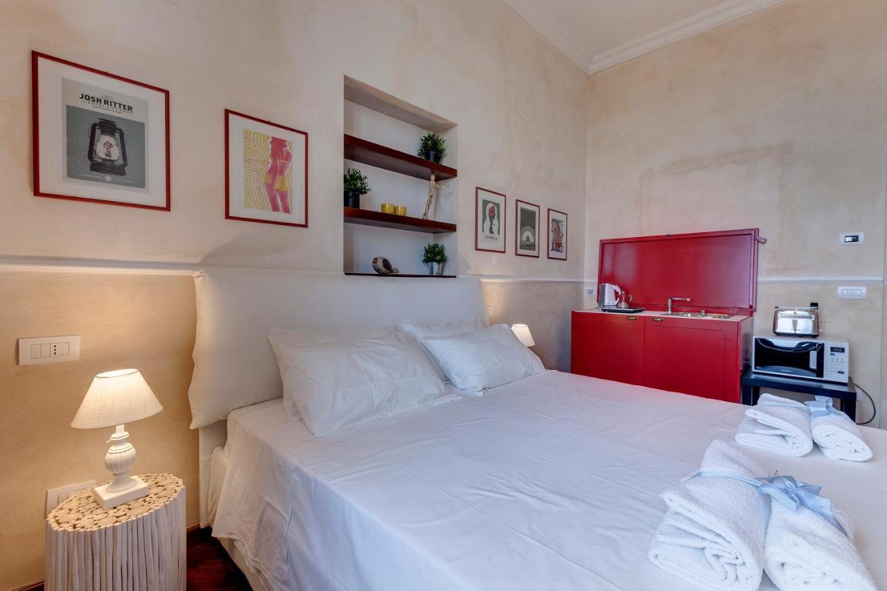 Mamo Florence - Thelma & Louise Apartments ภายนอก รูปภาพ